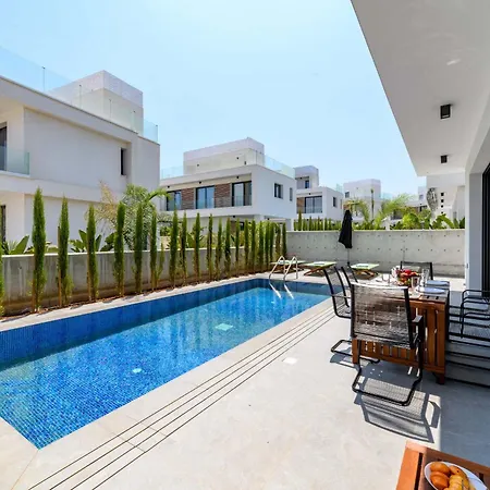 By The - Sunstone Seaview Villa *